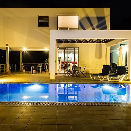 Cristal 빌라 티하라페