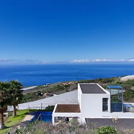 Cristal Villa *