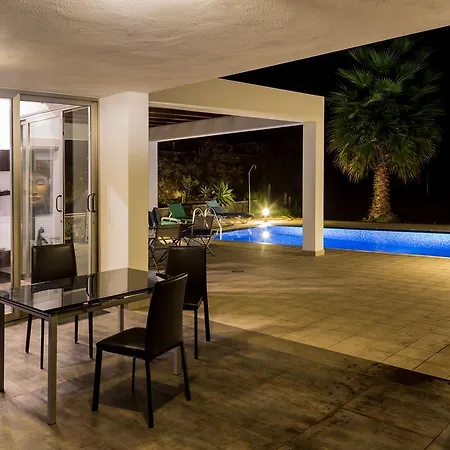 Villa Cristal *