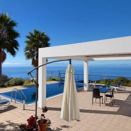Villa Cristal *